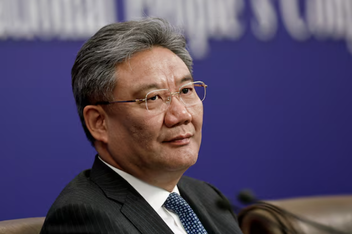 وزير التجارة الصيني: الرسوم الأمريكية الأحادية ضربة للنظام التجاري العالمي