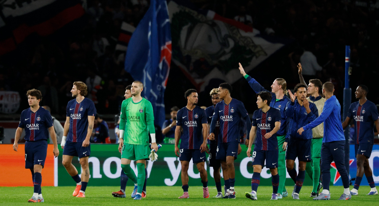 باريس سان جيرمان يفتتح حملة الدفاع عن اللقب برباعية في شباك أتالانتا