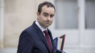 رئيس الوزراء الفرنسي سيباستيان لوكورنو