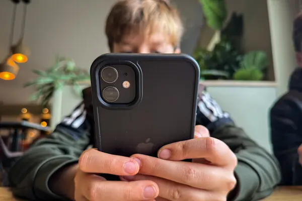 EU Apple Snapchat YouTube