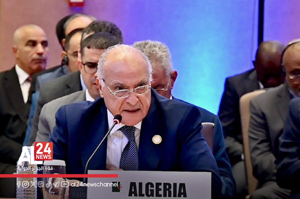 وزير الدولة، وزير الخارجية الجزائري، أحمد عطاف خلال إلقائه كلمة في الاجتماع الوزاري التاسع عشر لحركة عدم الانحياز