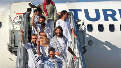 وصول ناشطين من اسطول الصمود العالمي إلى تركيا