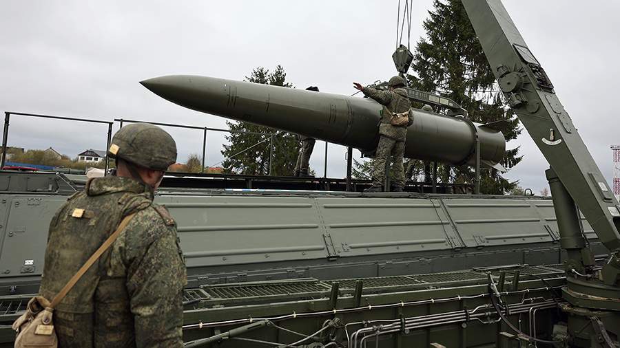 Russie frappe port dépôts carburant ukrainiens