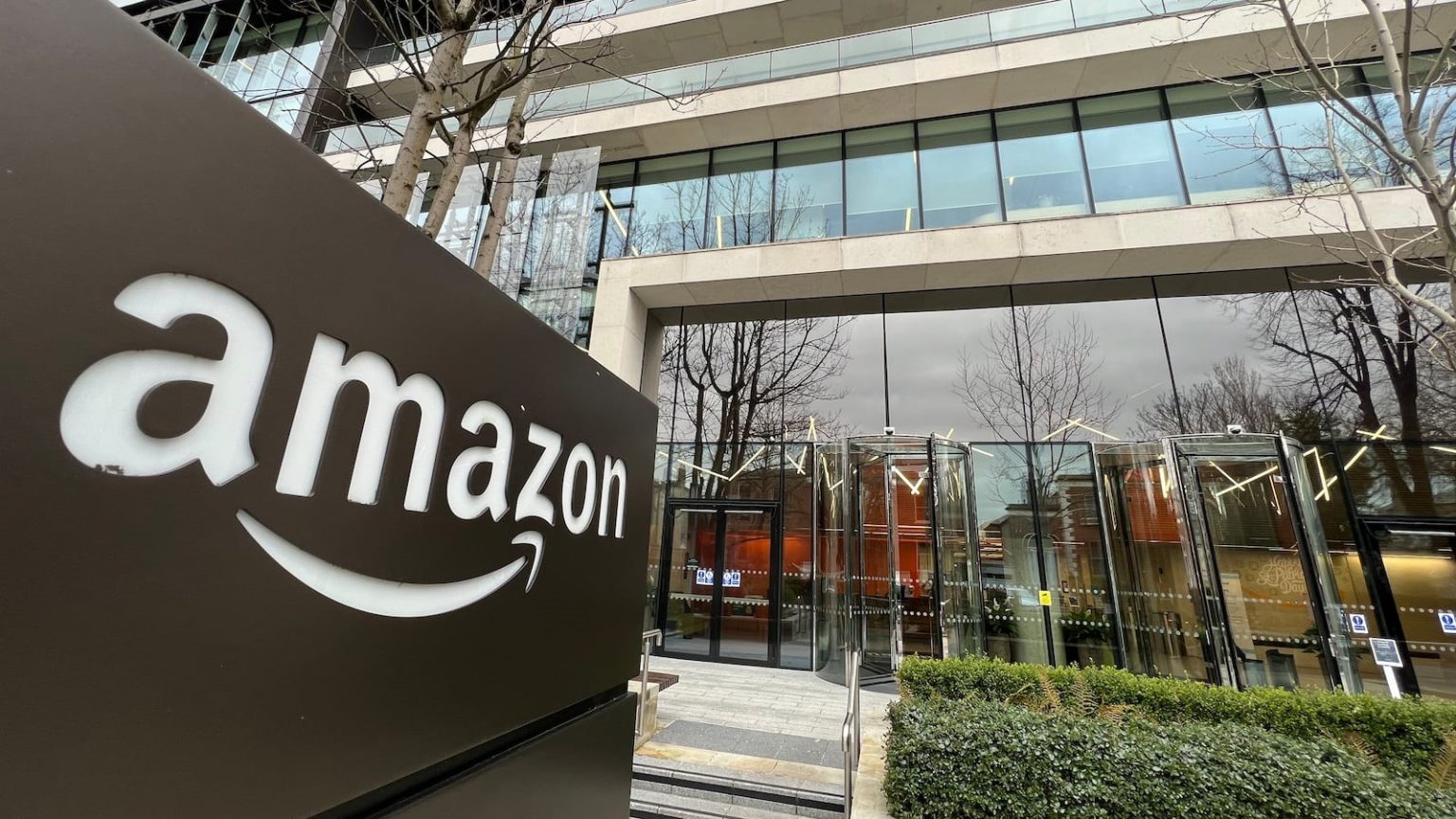 Amazon to Cut Roughly 14,000 Corporate Jobs as AI Push Accelerates ...