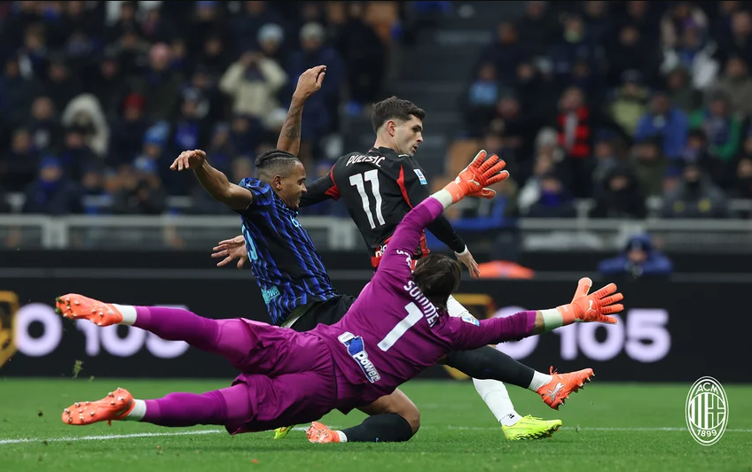 صورة من الموقع الرسمي لنادي إي سي ميلان توثق لحظة تسجيل الهدف