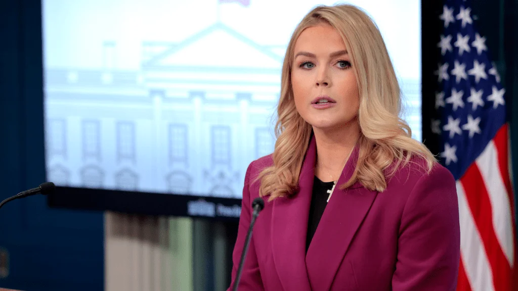 المتحدثة باسم البيت الأبيض كارولين ليفيت