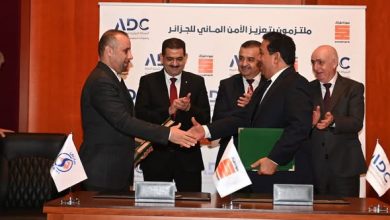 توقيع عقود إنجاز محطات تحلية مياه البحر