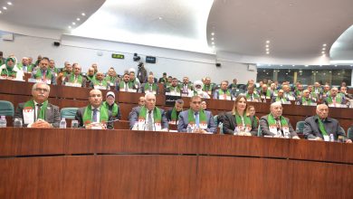 البرلمان الجزائري يناقش مقترح القانون المتعلق بتجريم الاستعمار