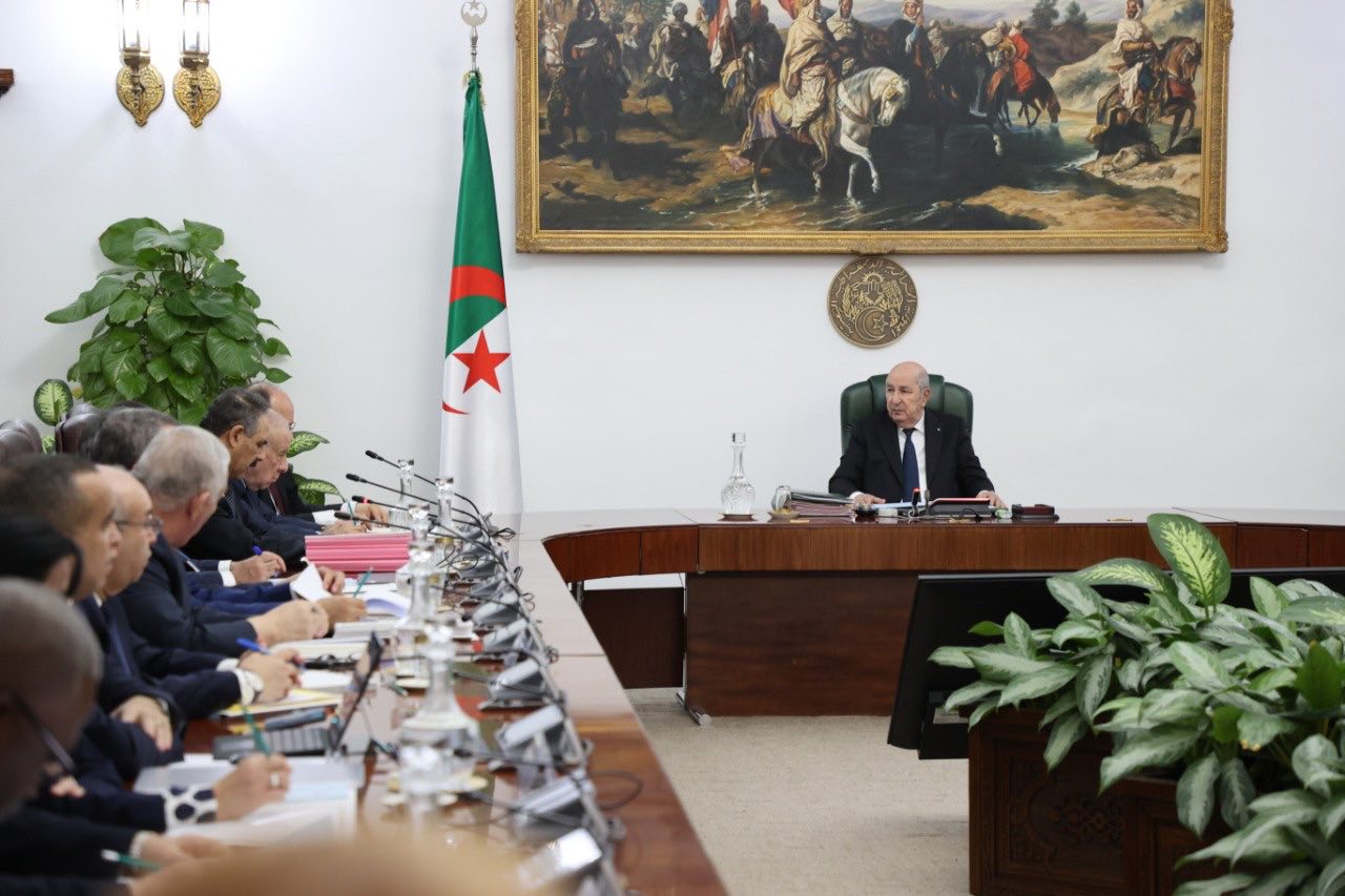 الرئيس الجزائري عبد المجيد تبون