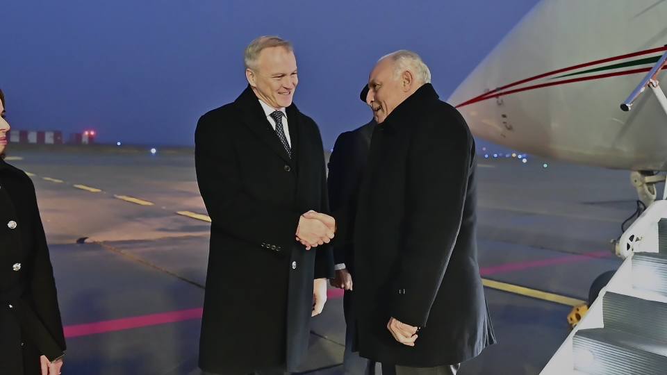 عطاف في زيارة رسمية إلى سلوفاكيا بتكليف من الرئيس الجزائري