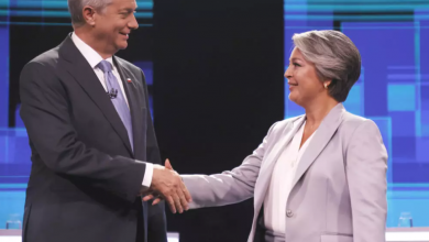 خوسيه أنتونيو كاست وجانيت خارا