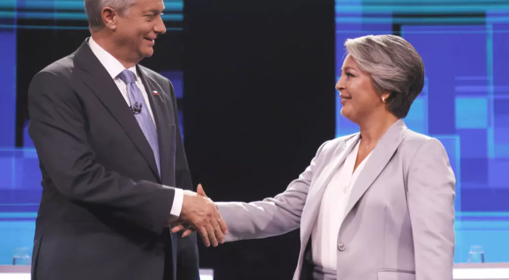 خوسيه أنتونيو كاست وجانيت خارا