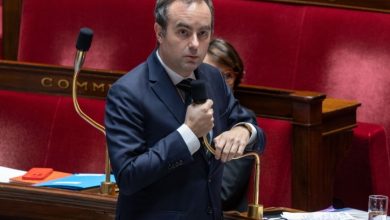 رئيس الوزراء الفرنسي سيباستيان لوكورنو