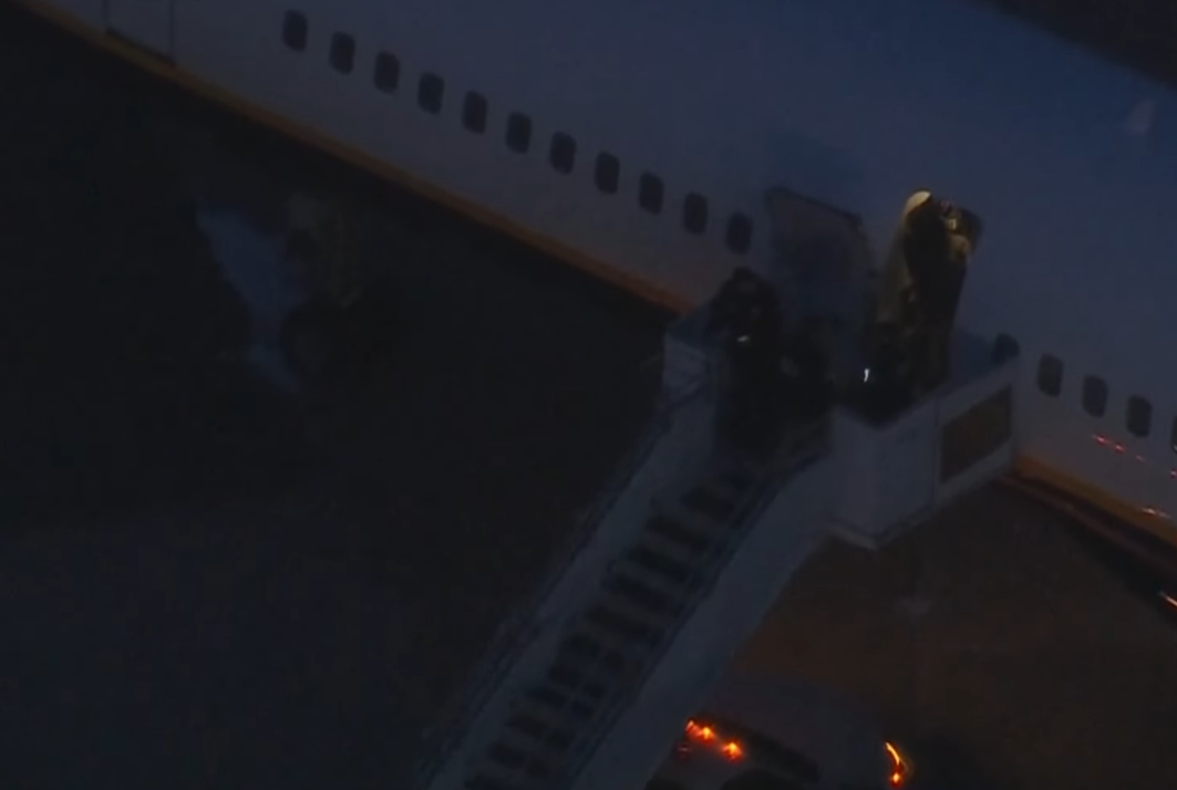 طائرة تقل رئيس فنزويلا مادورو تصل إلى نيويورك