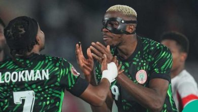 مستحقات متأخرة تشعل أزمة في صفوف منتخب نيجيريا