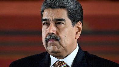 سويسرا تجمد أصول نيكولاس مادورو ومعاونيه