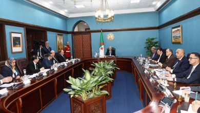 الرئيس الجزائري يترأس اجتماع عمل مخصص للمكننة الفلاحية