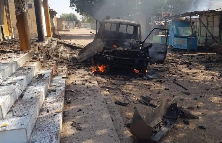 قصف وحصار في الدلنج