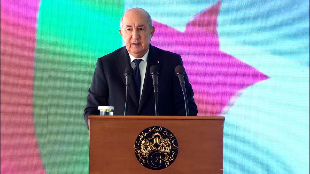 الرئيس الجزائري عبد المجيد تبون