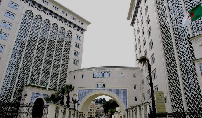 وزارة المحروقات والمناجم الجزائرية