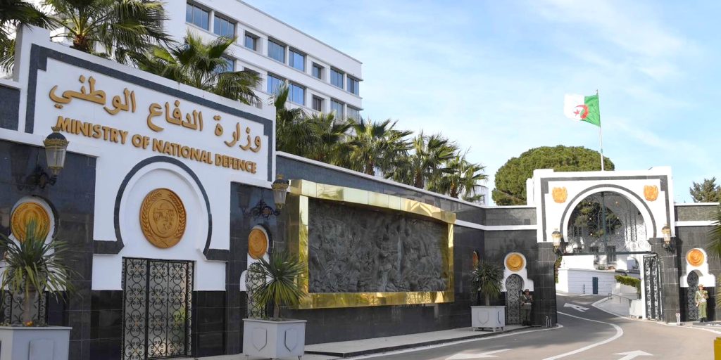 وزارة الدفاع الجزائرية