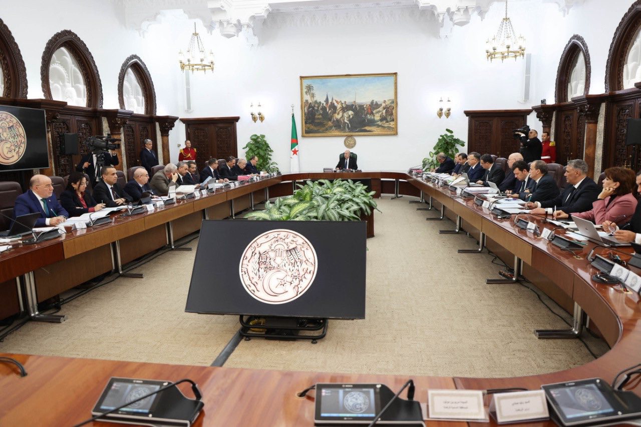 مخرجات اجتماع مجلس الوزراء الجزائري