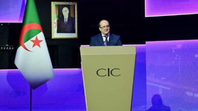 الوزير الأول الجزائري سيفي غريب