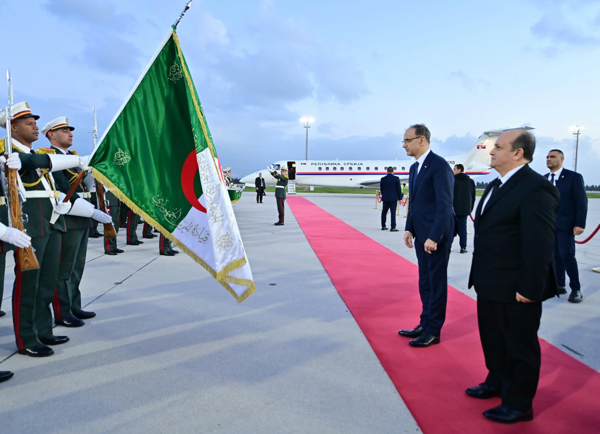 رئيس الوزراء الصربي جورو ماتسوت في زيارة إلى الجزائر