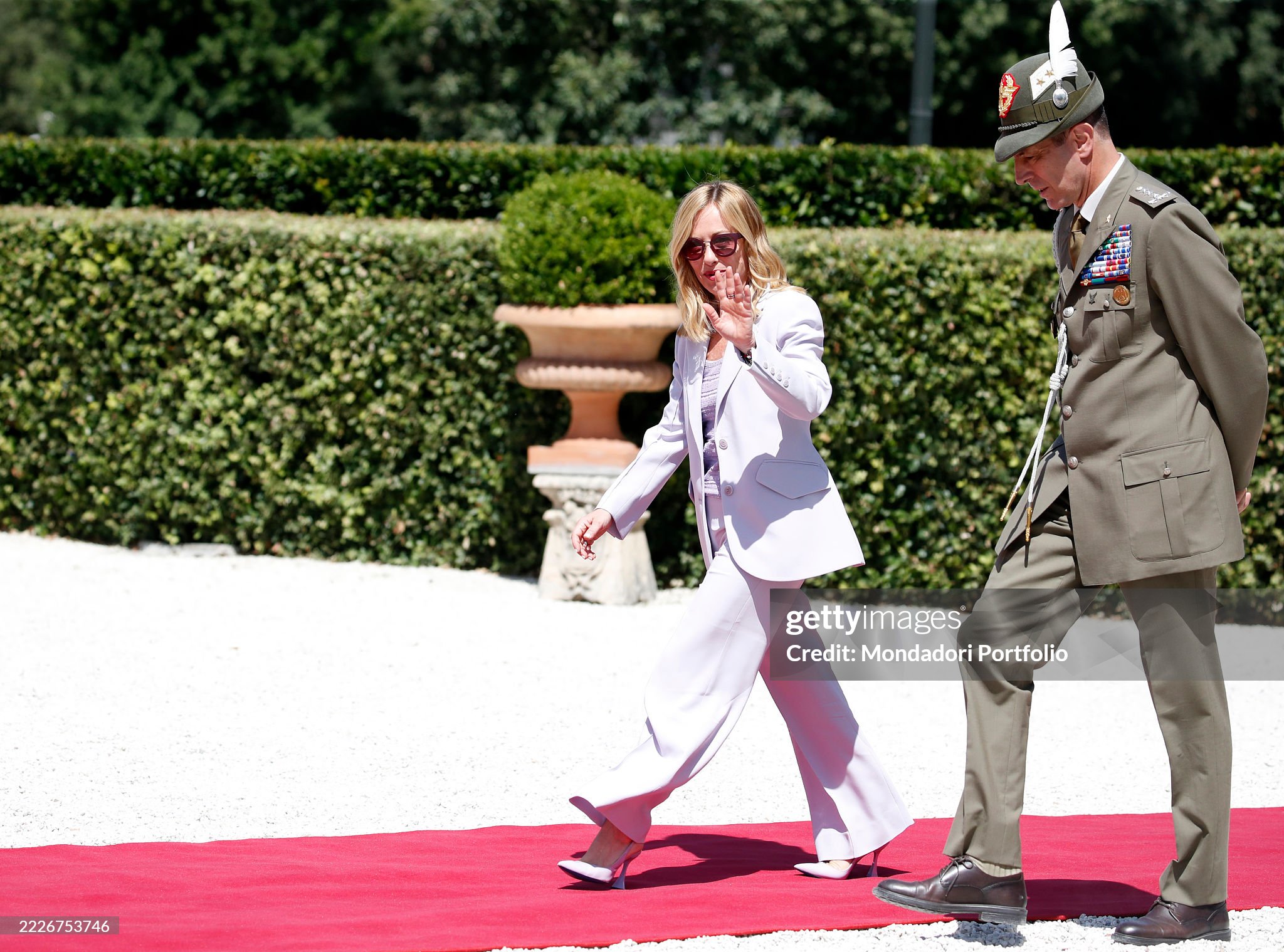 رئيسة مجلس الوزراء الإيطالي تشرع في زيارة إلى الجزائر