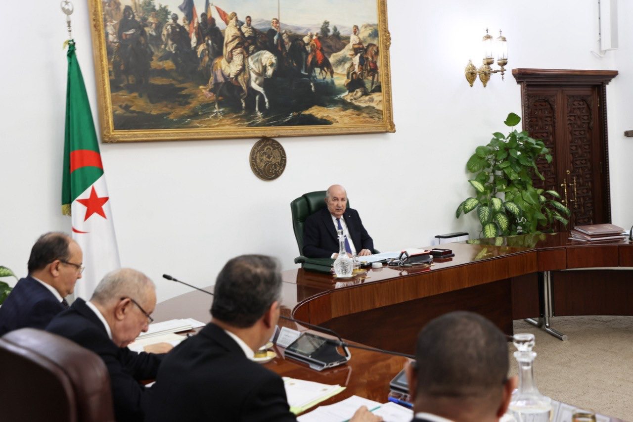 الرئيس الجزائري يأمر وزير الفلاحة بالجاهزية التامة لموسم الحصاد