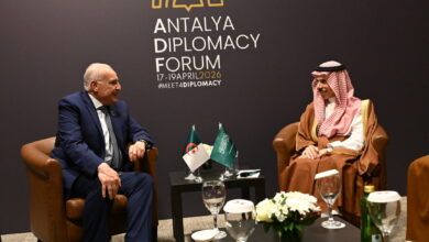 محادثات بين أحمد عطاف وفيصل بن فرحان آل سعود