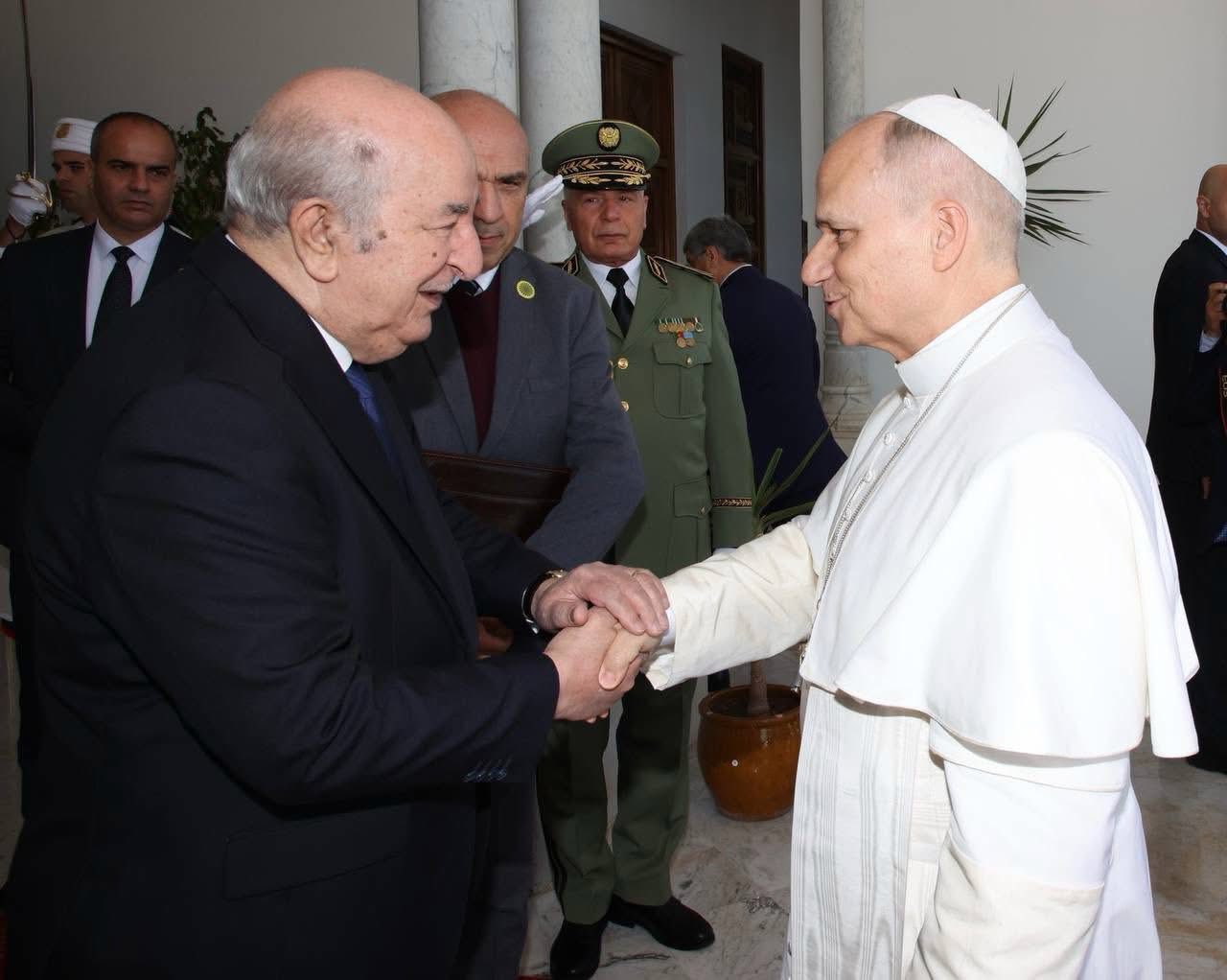 البابا ليون يصف زيارته للجزائر بـ '' المباركة''