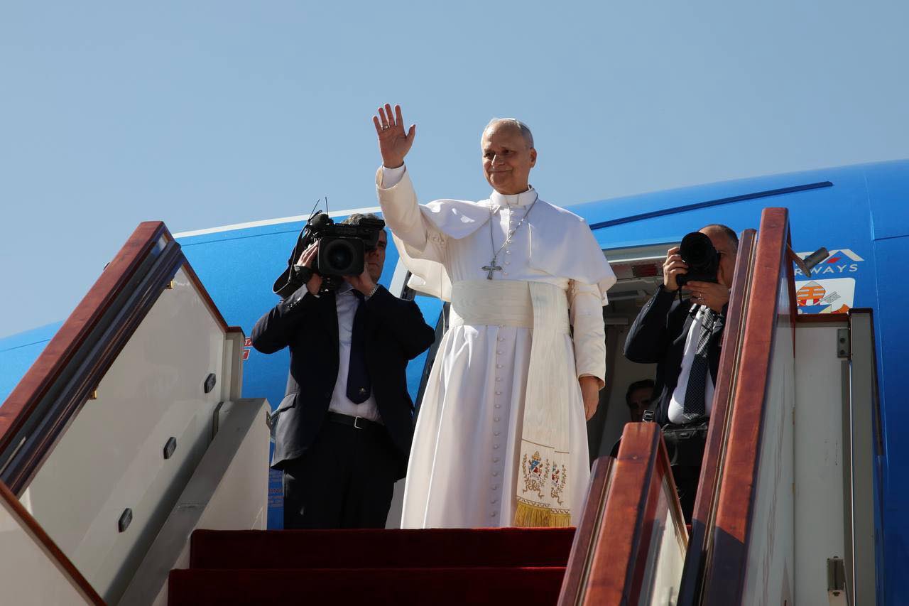 البابا ليون الرابع عشر يوجه رسالة شكر وامتنان إلى الرئيس الجزائري