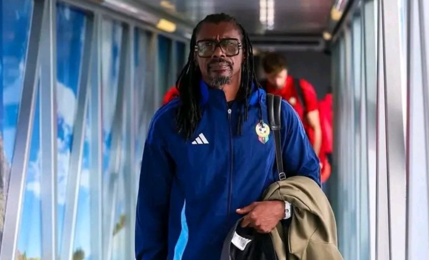 السنغالي آليو سيسي مدربا جديدا لمنتخب أنغولا