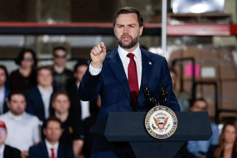 نائب الرئيس الأمريكي جيه دي فانس