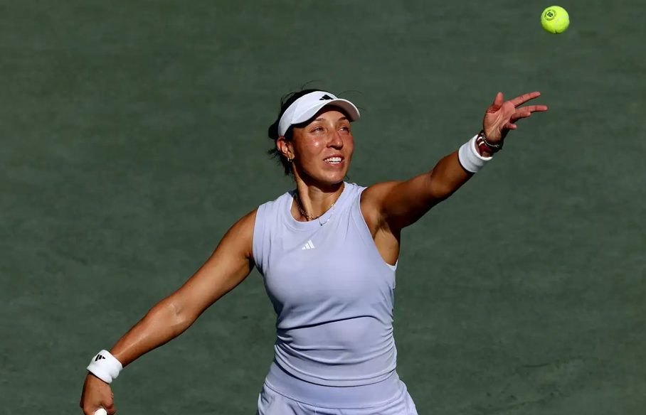 دورة تشارلستون: عبور صعب لحاملة اللقب جيسيكا بيغولا إلى الدور ربع النهائي