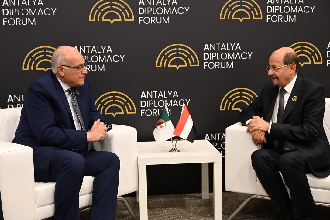 أحمد عطاف وشايع محسن الزنداني