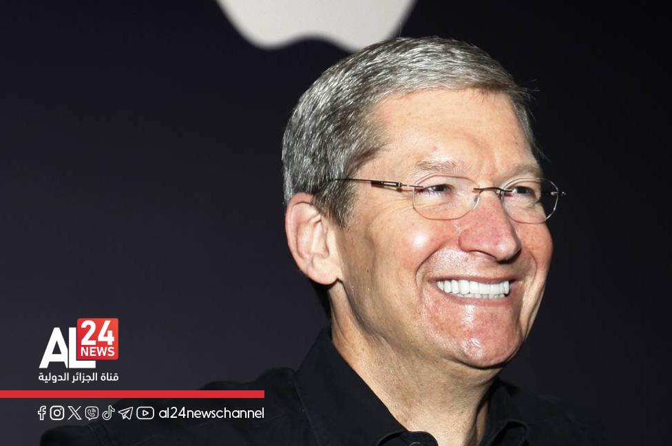 Tim Cook John Ternus Apple