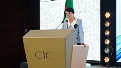 رئيسة المحكمة الدستورية الجزائرية ليلى عسلاوي