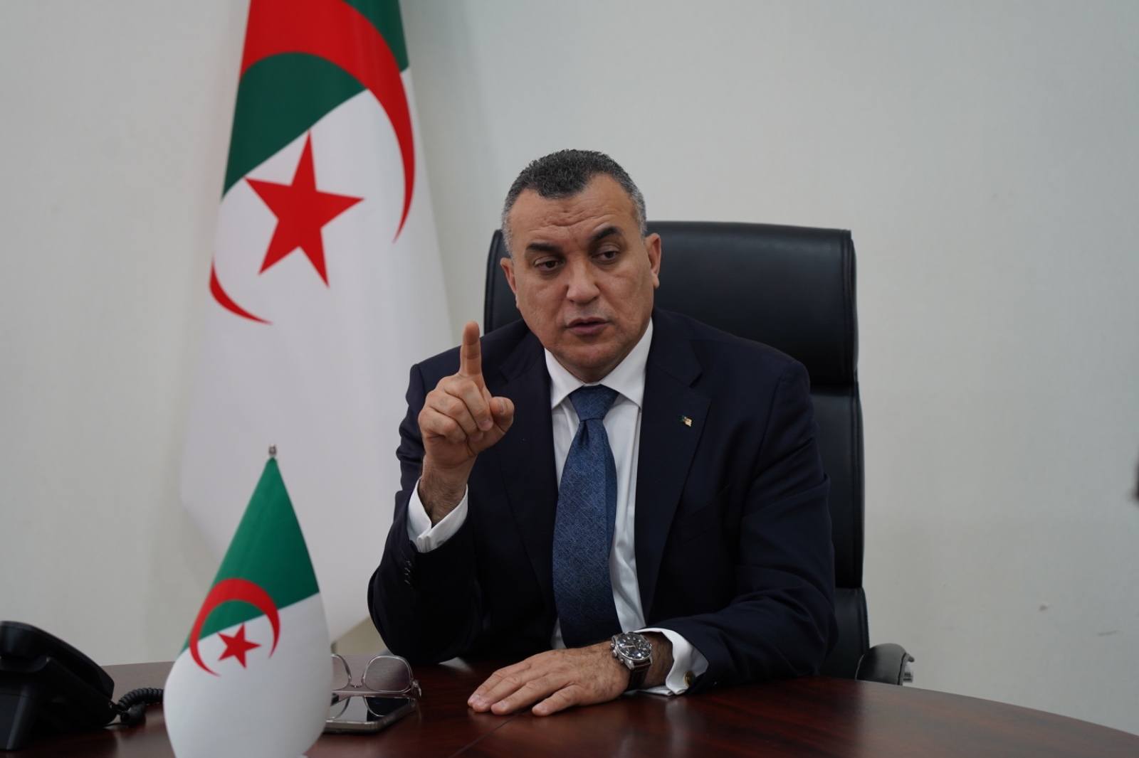 وزير البريد والمواصلات السلكية واللاسلكية الجزائري، سيد علي زروقي