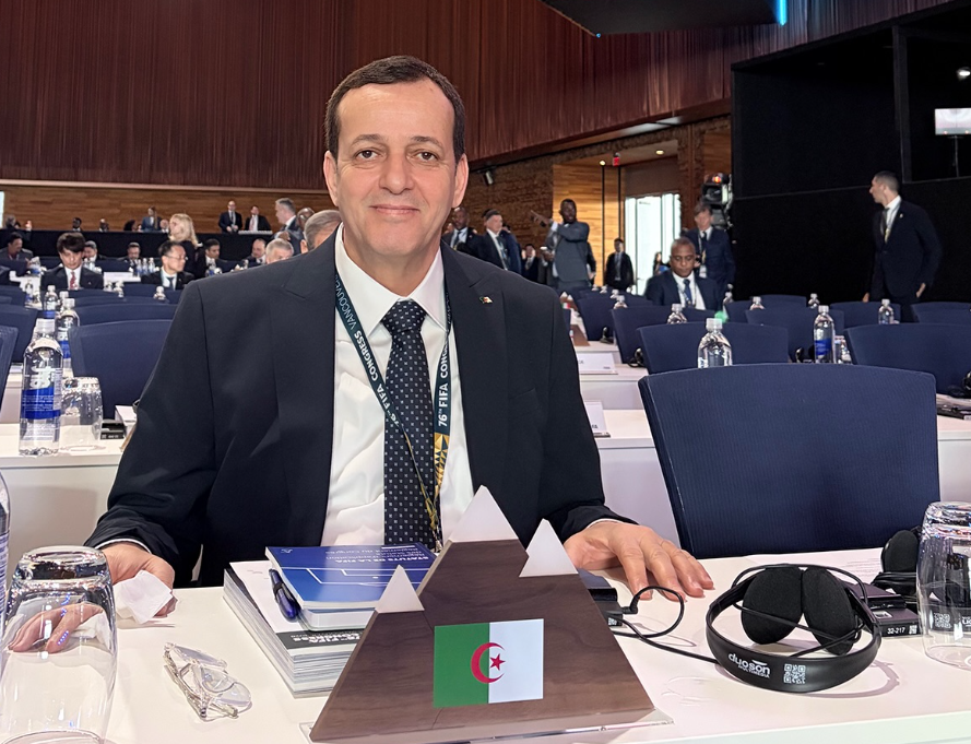 الأمين العام للاتحاد الجزائري لكرة القدم يشارك في أشغال فانكوفر بكندا