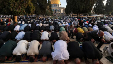 عشرات الآلاف يؤدون صلاة عيد الأضحى في المسجد الأقصى