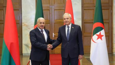 التعاون البرلماني بين الجزائر وبيلاروس