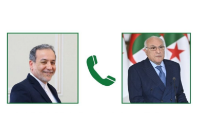 عطاف يتلقى مكالمة هاتفية من نظيره الإيراني