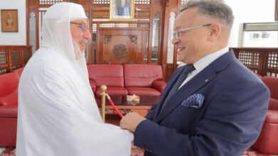 بتكليف من الرئيس الجزائري.. عميد جامع الجزائر ووزير التعليم العالي يغادران إلى لندن في زيارة رسمية
