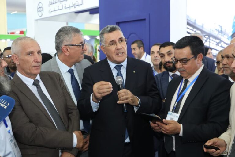 وزير الري الجزائري يعزز أمن المياه