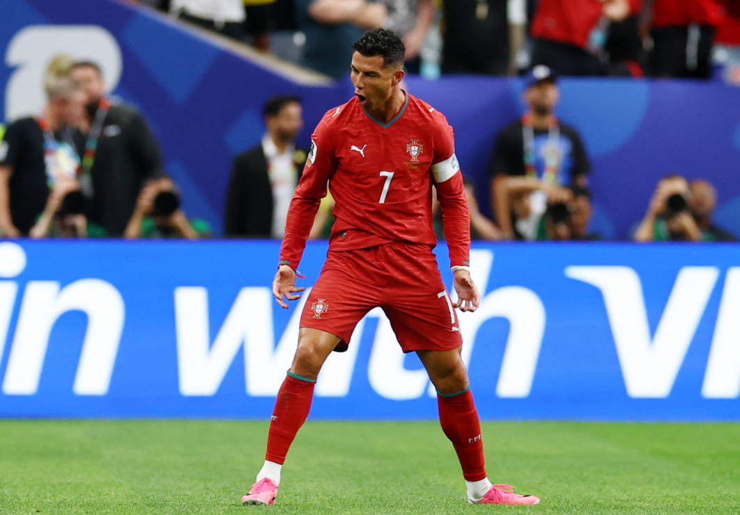 كريستيانو رونالدو يدخل التاريخ ويصبح أول لاعب يسجل في ست نسخ من كأس العالم