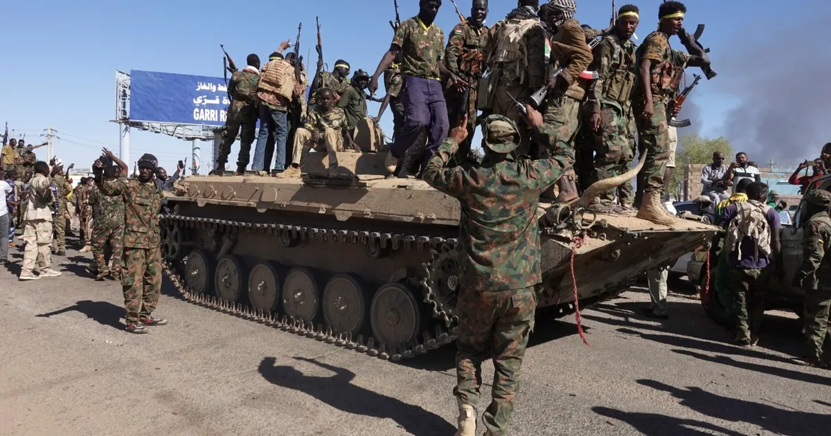 السودان.. الجيش يعلن السيطرة على منطقة البار في النيل الأزرق خلال عملية عسكرية شرق الإقليم