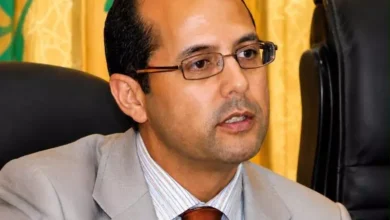 الصحراء الغربية.. انقطاع الاتصال بالنعمة أسفاري يعزز المخاوف بشأن سلامته داخل سجون الاحتلال المغربي