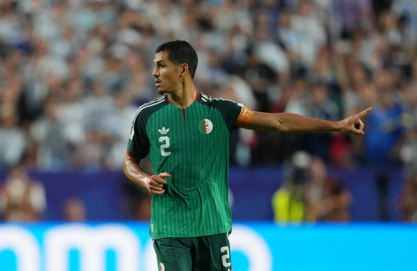 الدولي الجزائري عيسى ماندي